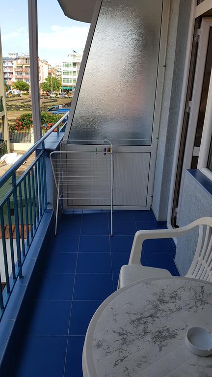 Ivanovi Guest House Приморско Экстерьер фото