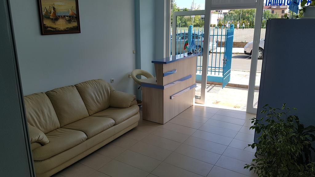 Ivanovi Guest House Приморско Экстерьер фото